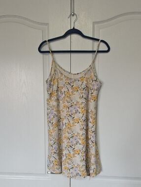 American Eagle Floral Top - Yellow & Cream